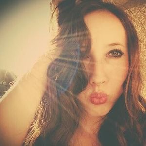 Meet your Posher, Isabella